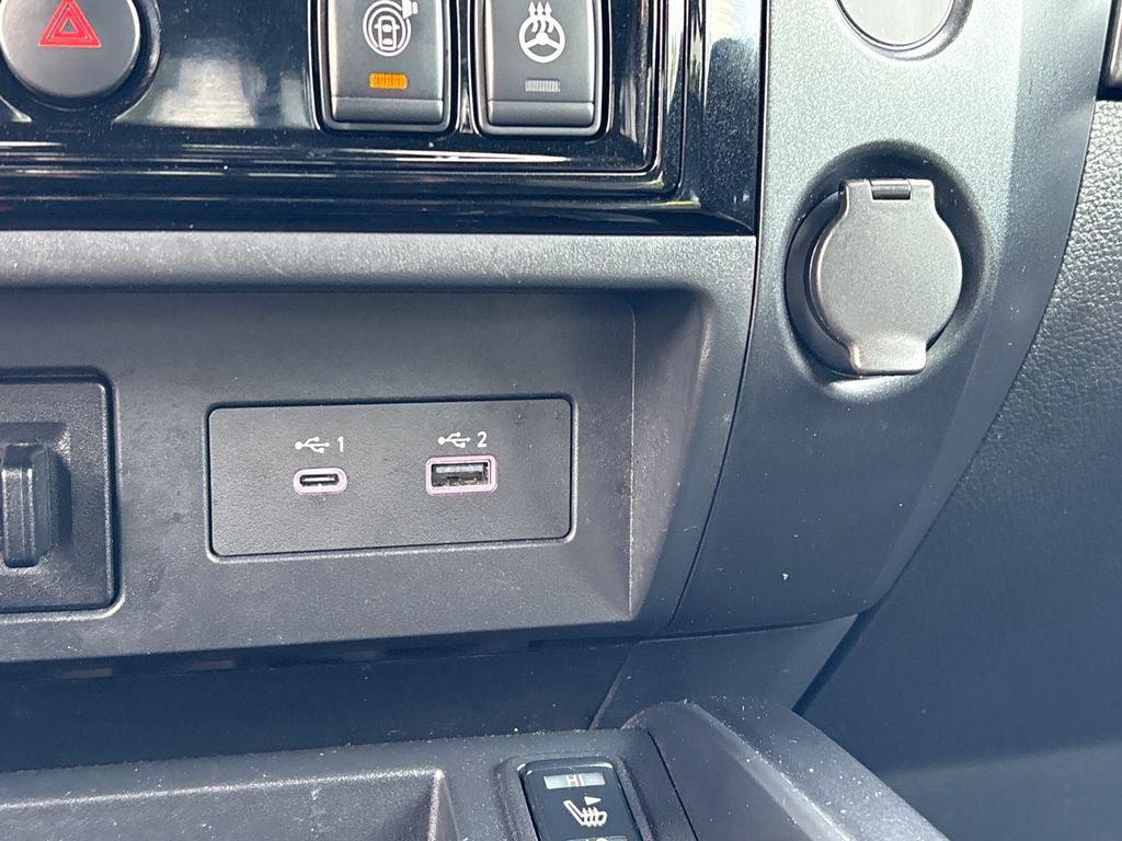 2021 Nissan Titan PRO-4X - Photo 18