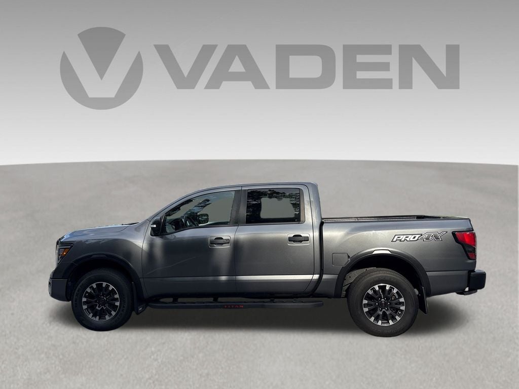 2021 Nissan Titan PRO-4X - Photo 22