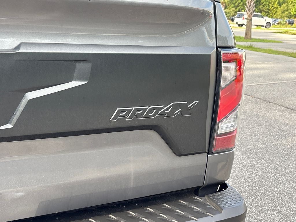 2021 Nissan Titan PRO-4X - Photo 27