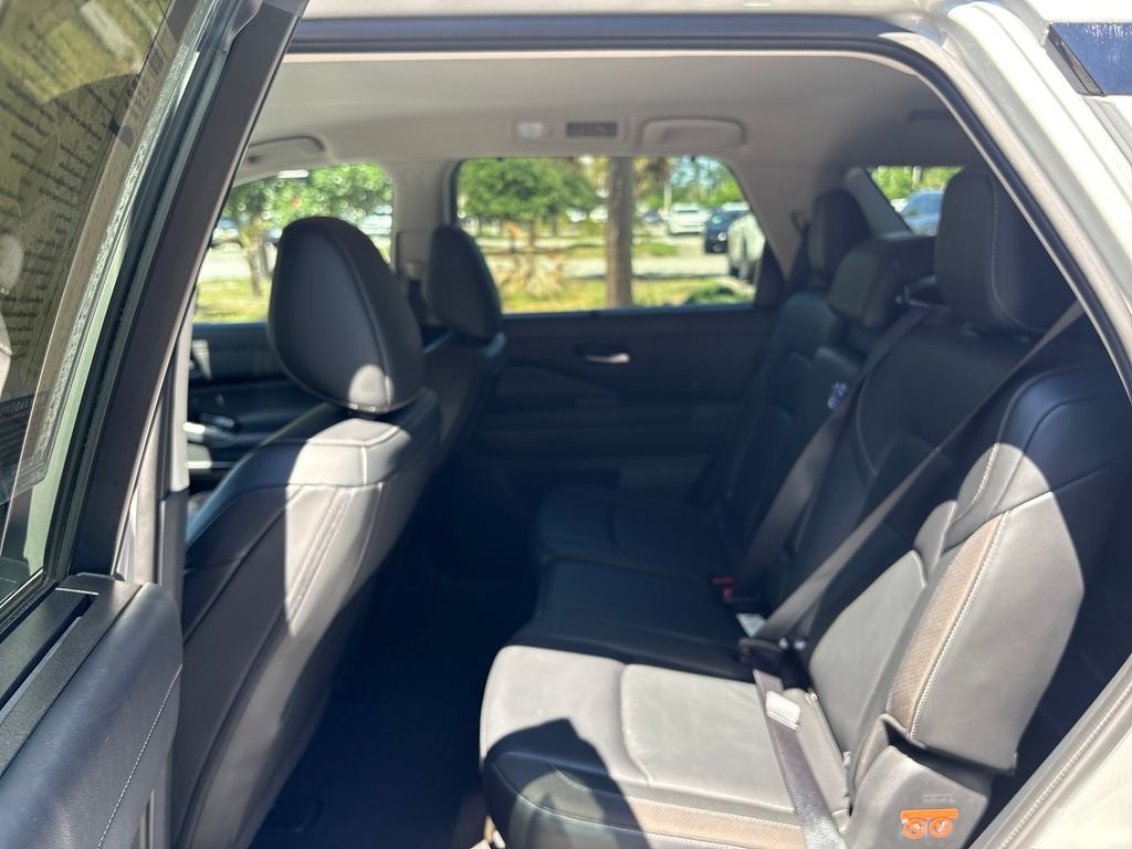 2023 Nissan Pathfinder SL - Photo 27