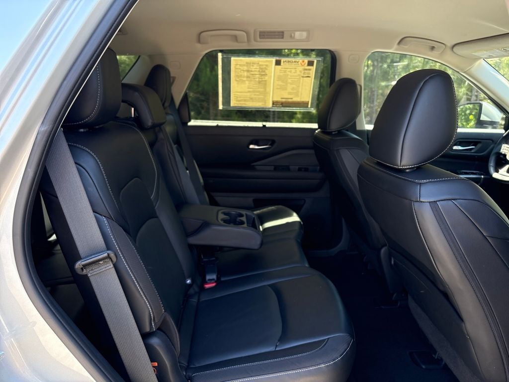 2023 Nissan Pathfinder SL - Photo 34