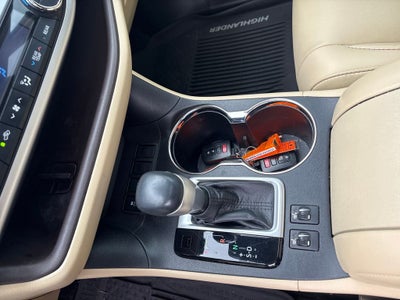 2019 Toyota Highlander Base