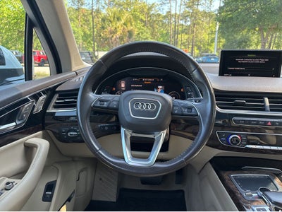 2019 Audi Q7 55 Premium Plus quattro