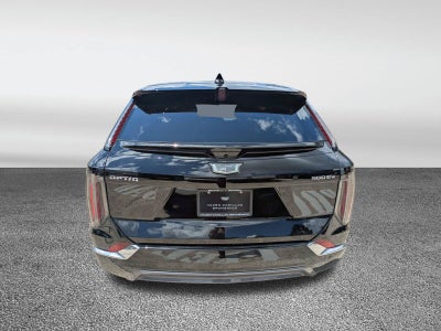 2025 Cadillac OPTIQ Luxury 2
