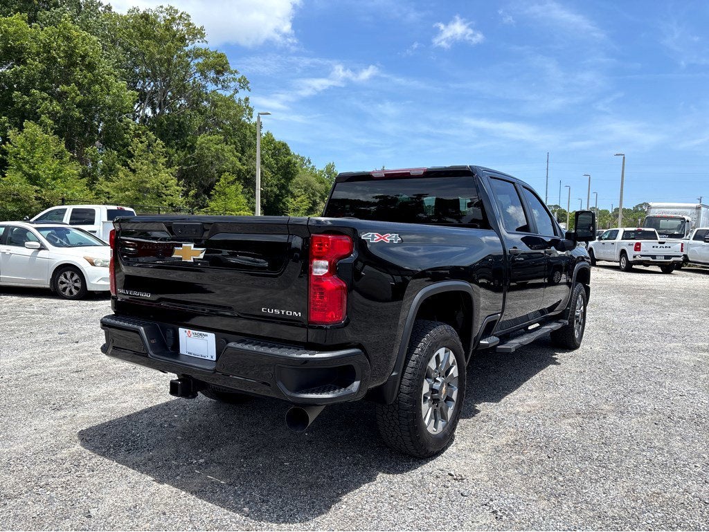 2024 Chevrolet Silverado 2500HD Custom