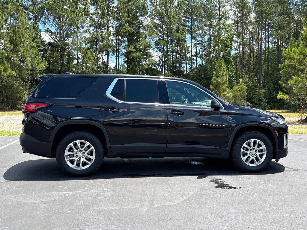 2023 Chevrolet Traverse LS
