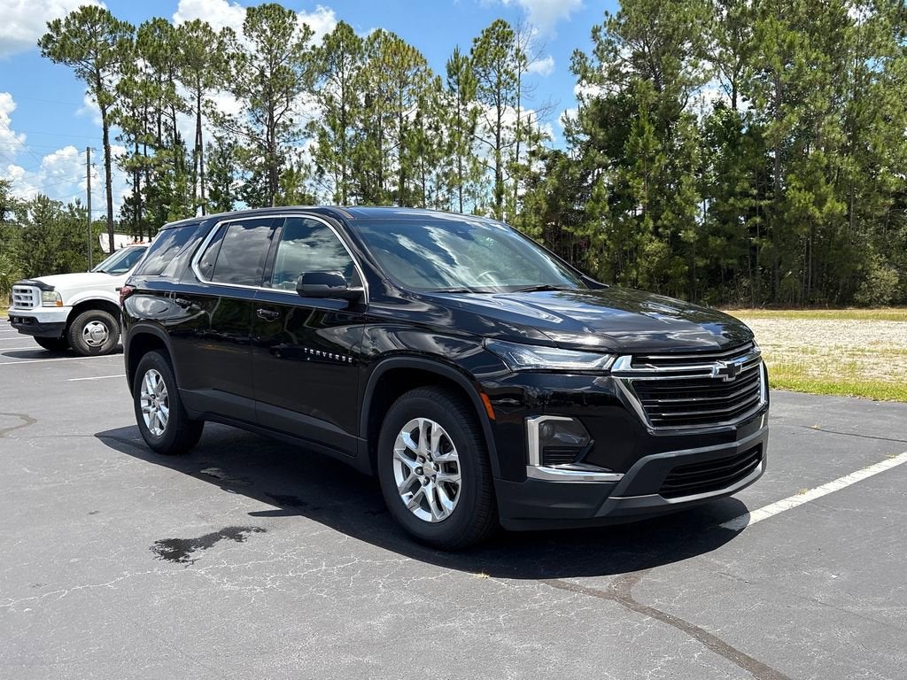 2023 Chevrolet Traverse LS