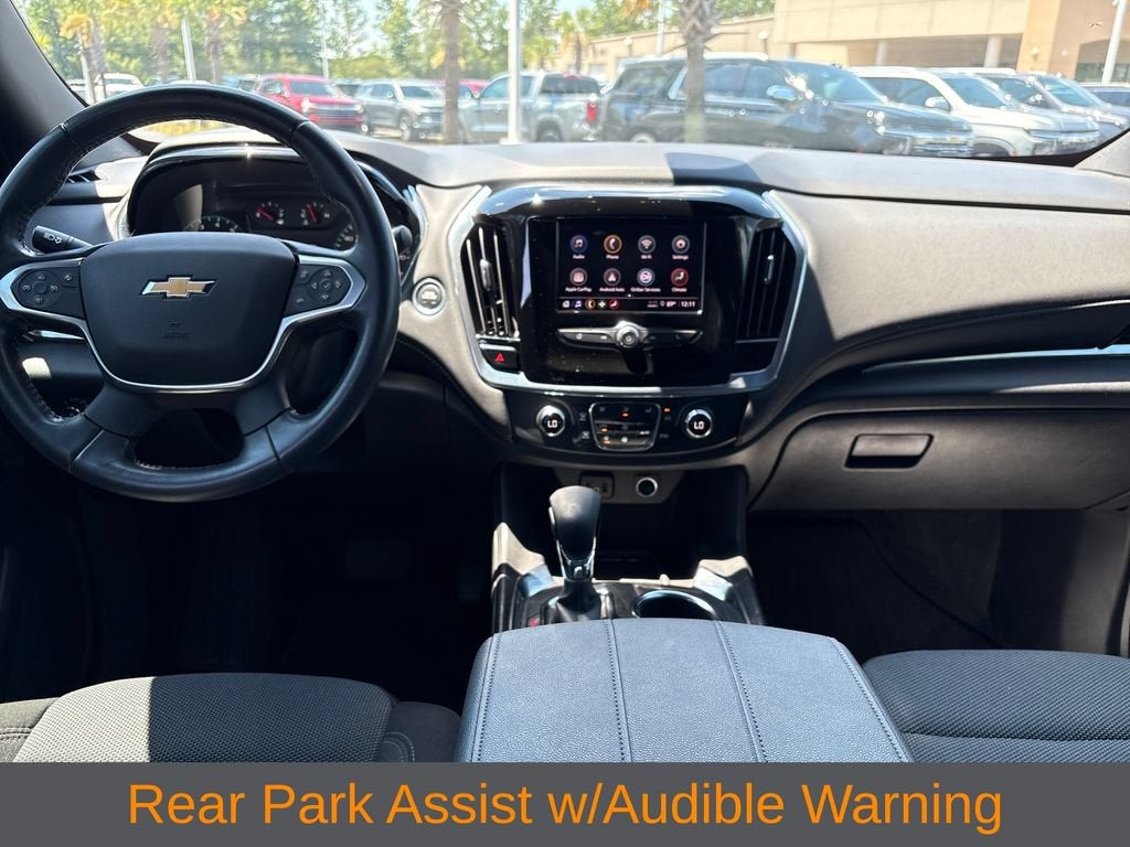 2022 Chevrolet Traverse LT Cloth