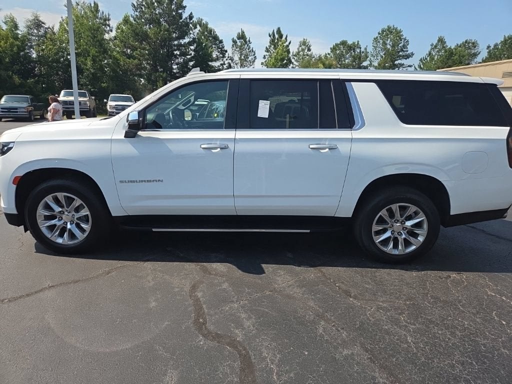 2023 Chevrolet Suburban Premier