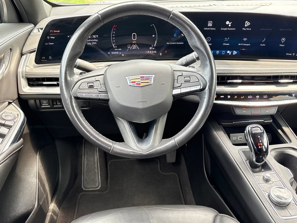 2024 Cadillac XT4 Premium Luxury