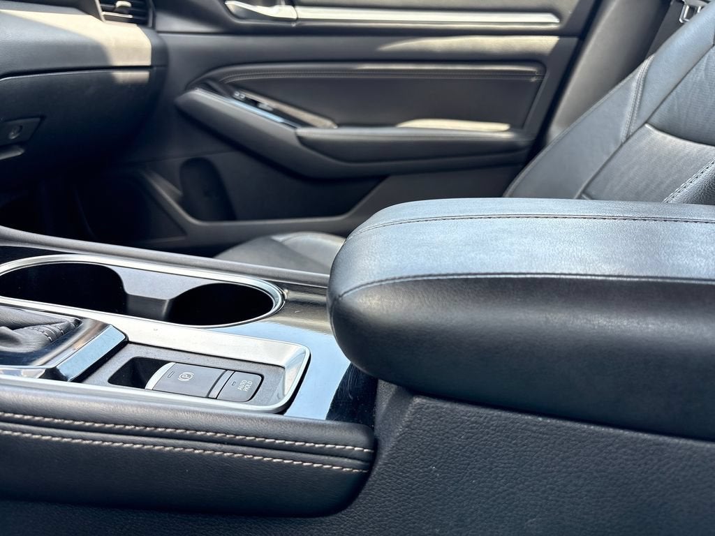 2020 Nissan Altima 2.0 Platinum