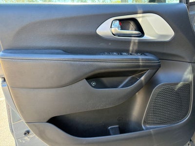 2021 Chrysler Pacifica Hybrid Touring