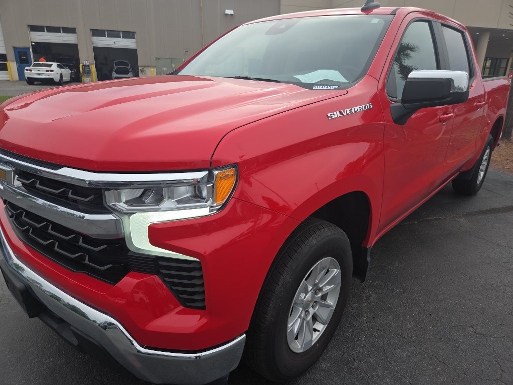 2025 Chevrolet Silverado 1500 LT