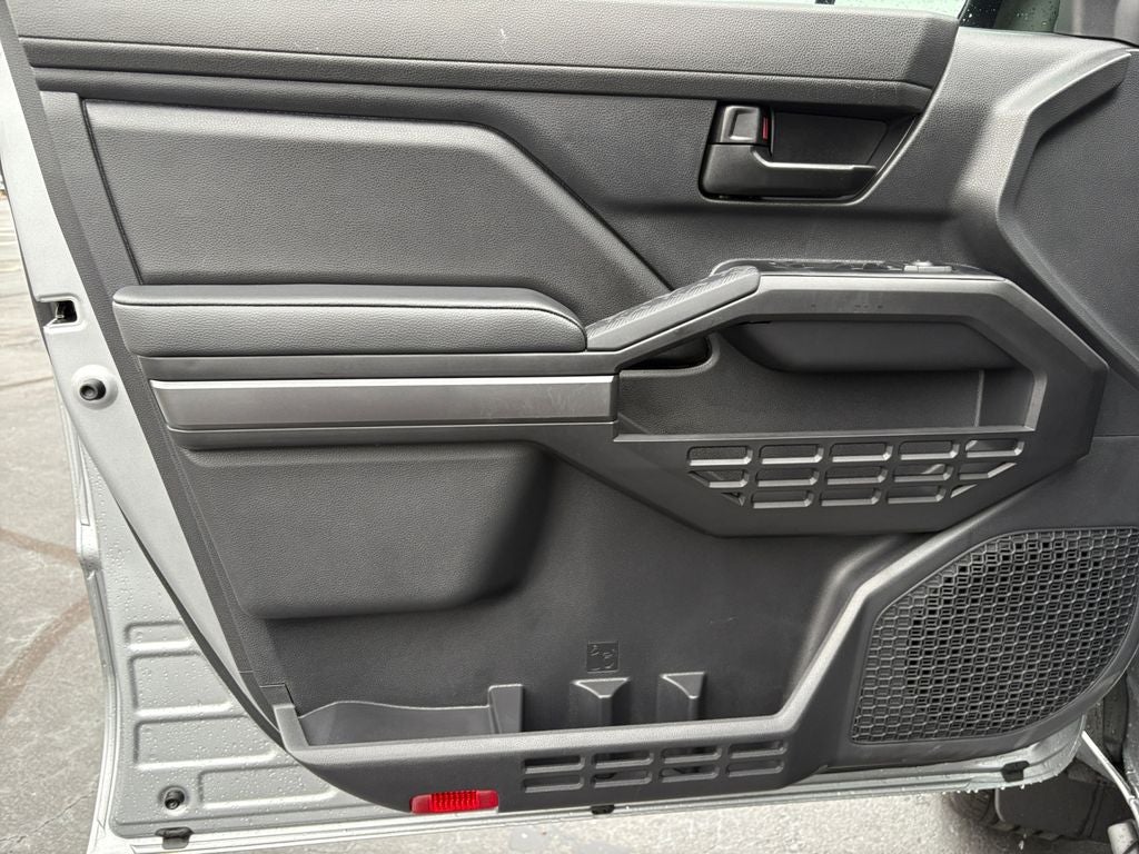 2025 Toyota Tacoma 4WD SR