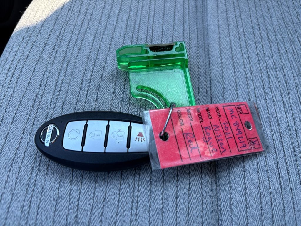 2021 Nissan Rogue SV