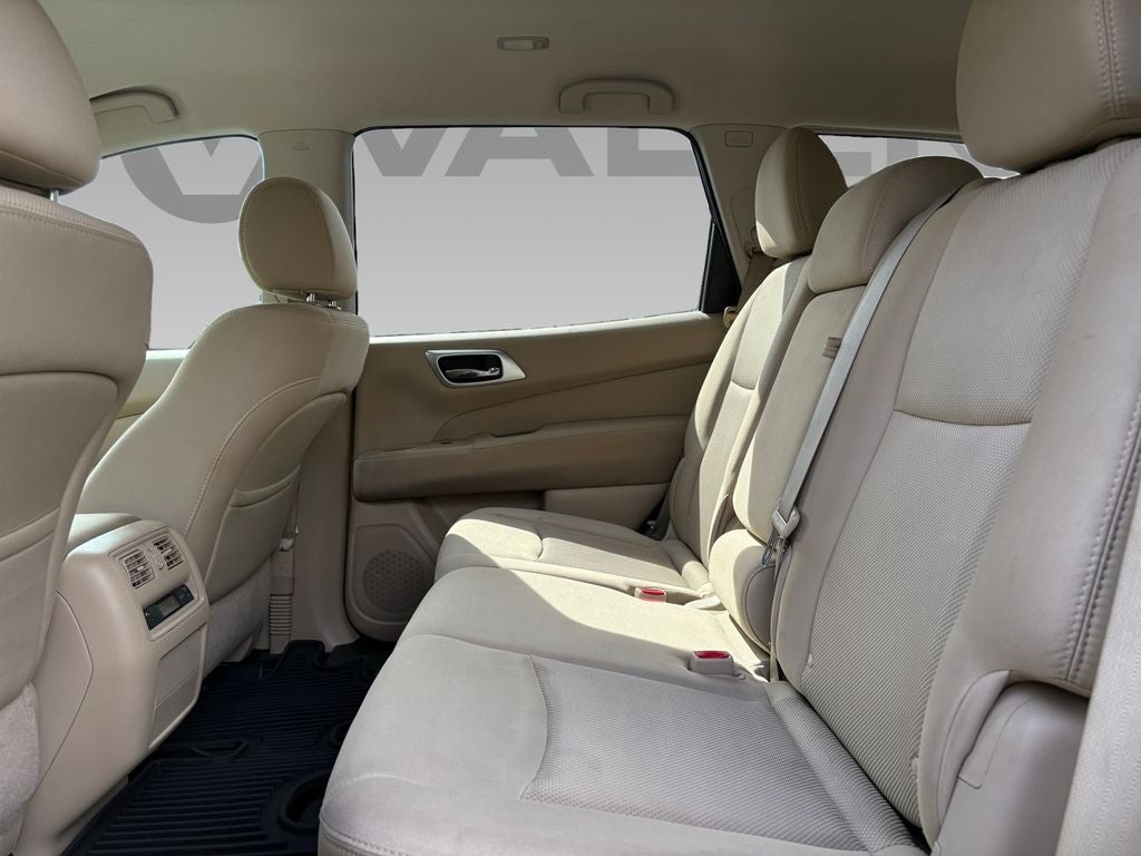 2017 Nissan Pathfinder SV