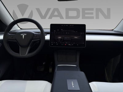 2025 Tesla Model Y Long Range